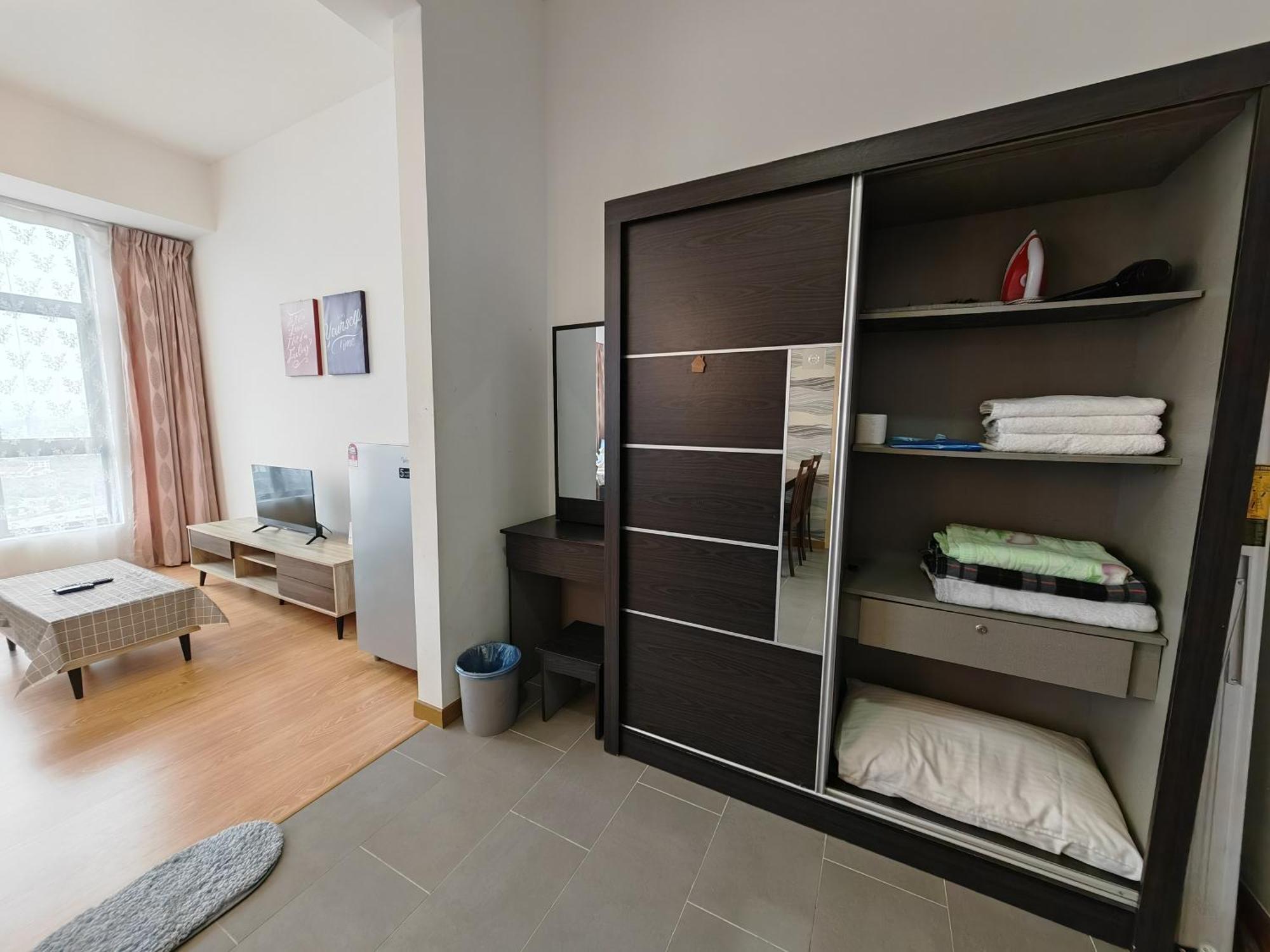 Diy Guest House Studio - Imperium Residence Kuantan Bagian luar foto